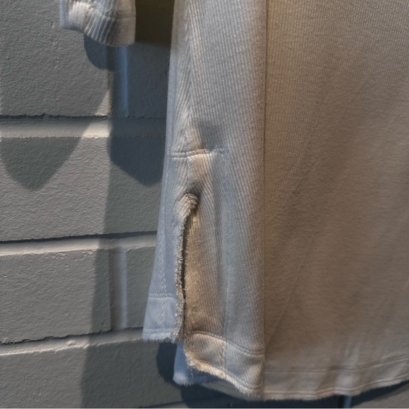 Pure & Good tee - Picture 3 of 6